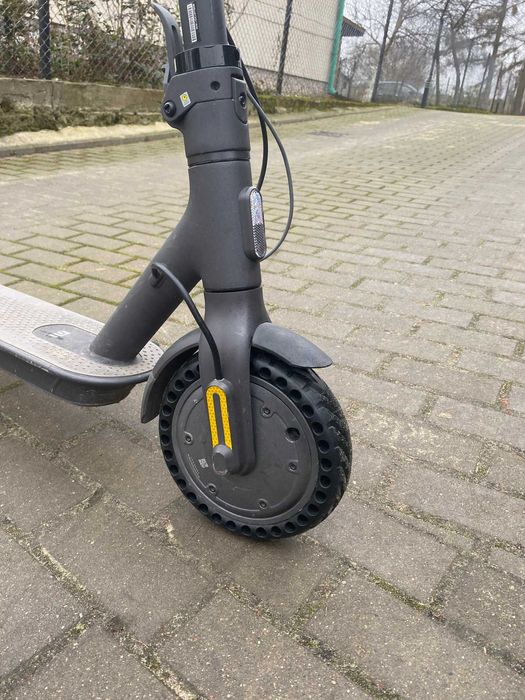 Sprzedam hulajnogę elektryczną