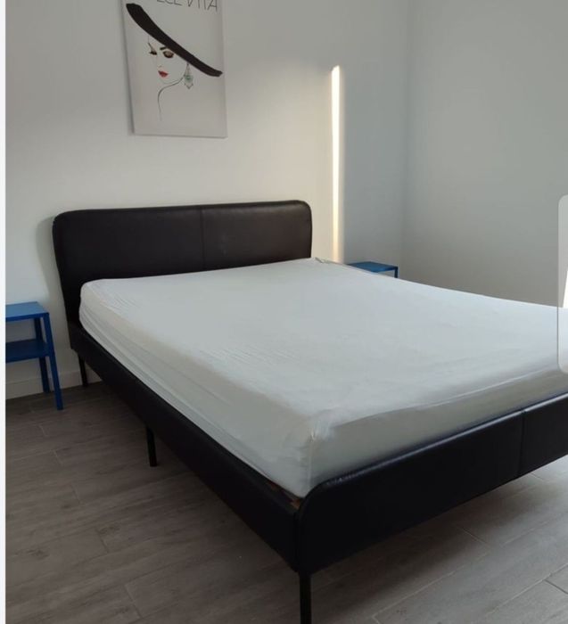 Cama de casal nova + colchão . Faço entrega