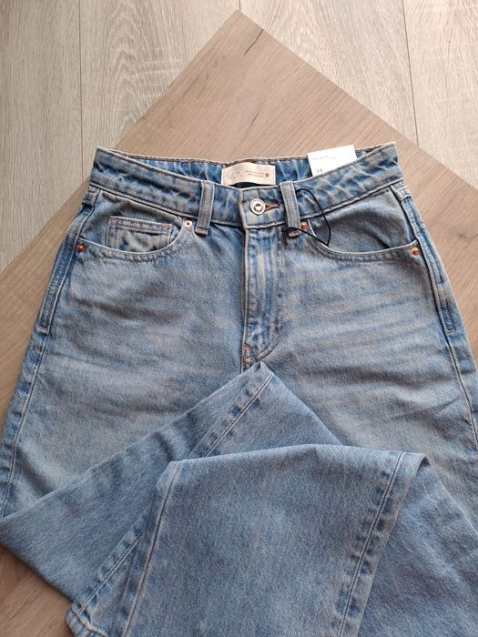 Джинси Zara Straight regular fit ,38,40, темніші в розмірі 38