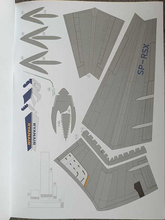 Model kartonowy MPModel 82  samolot BOEING 737-800