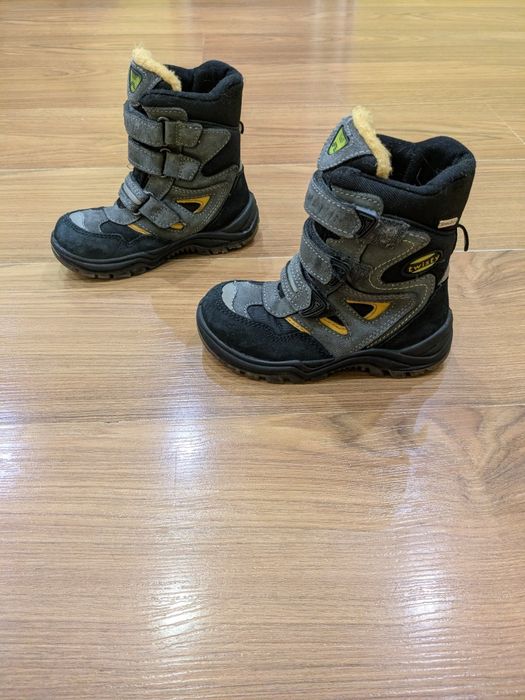 Черевички для хлопчика 27 р ідеал кросівки чобітки
