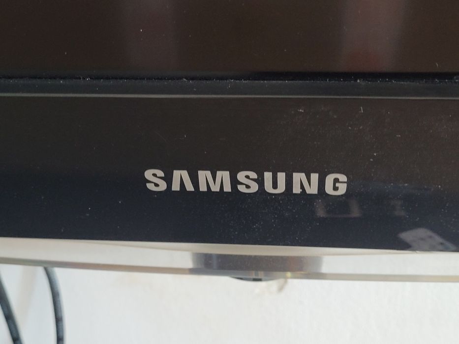 Telewizor Samsung LE37A551P2R – 37 cali Full HD