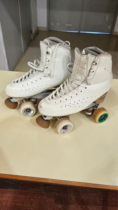 Patins em 2.ª mão
