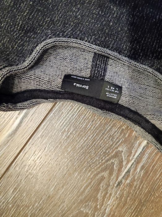 Sweter Bershka rozmiar L