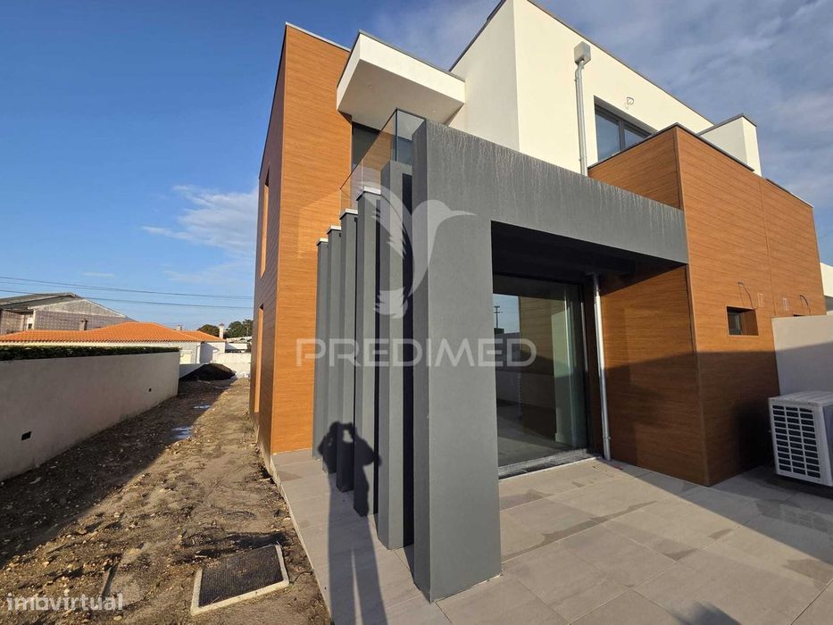 Moradia T4 em Aradas
