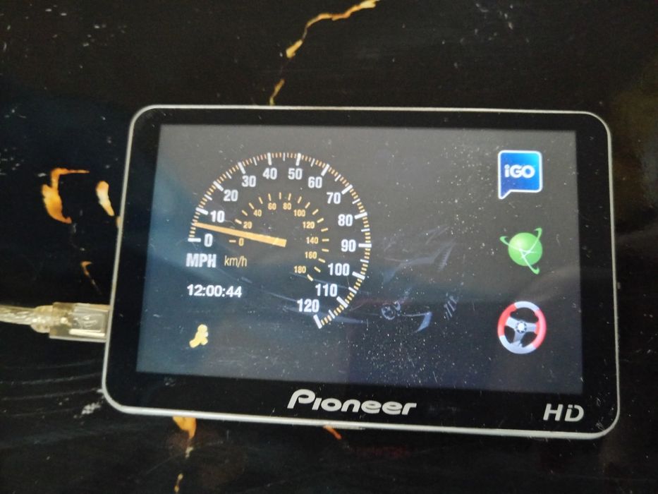 Автомобільний сенсорний gps-навігатор pioneer pi-5702bt б\у