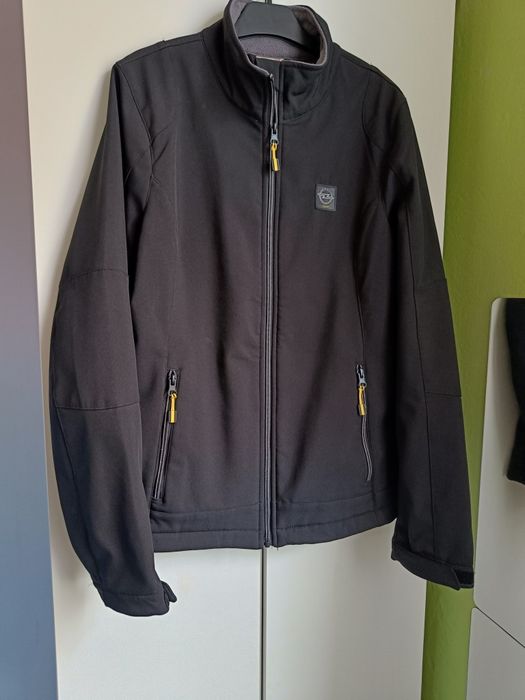 Czarny Softshell na polarze damski
