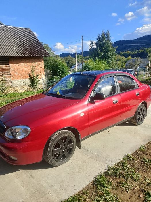 Автомобіль  Daewoo Lanos