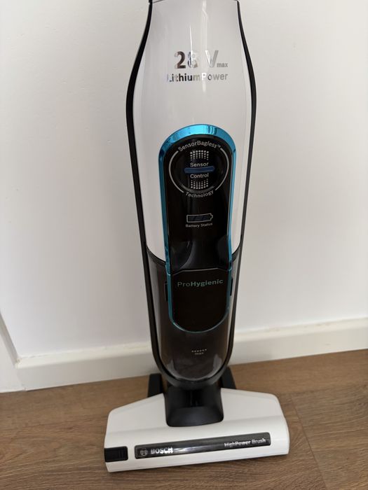 Aspirador Bosh vertical Athletic serie 6 - 28V Lithium Power - Excelente estado