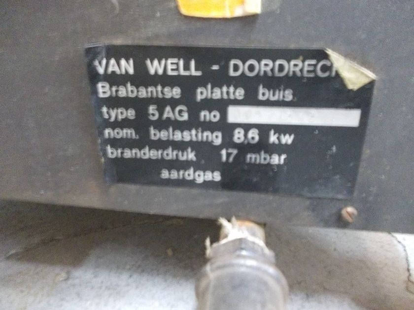 Zabytkowy piec - koza , gazowy