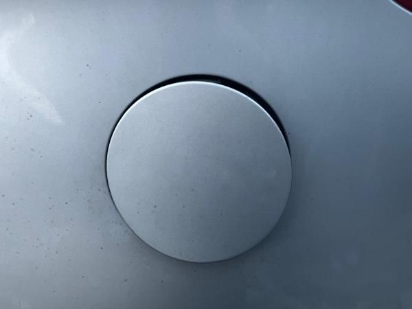 Tampa depósito combustível KIA Carens IV