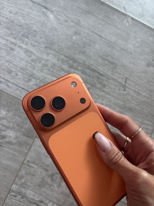 Iphone 17 pro 256 pomarańczowy