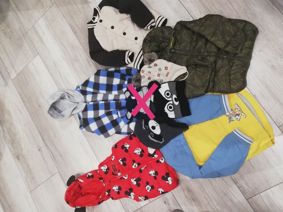 Sprzedam zestaw kurtki+czapki+bezrękawnik