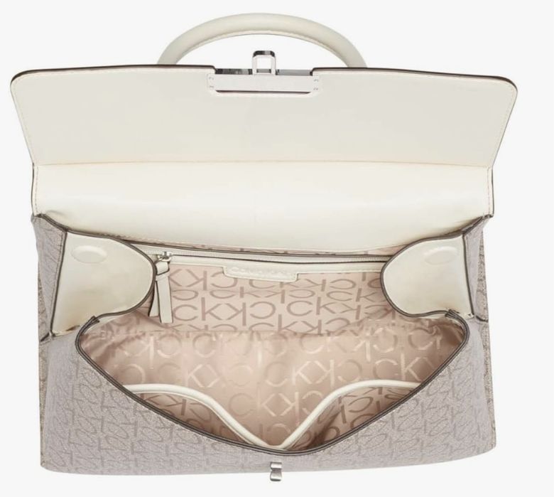 сумка  Becky Satchel від Calvin Klein.