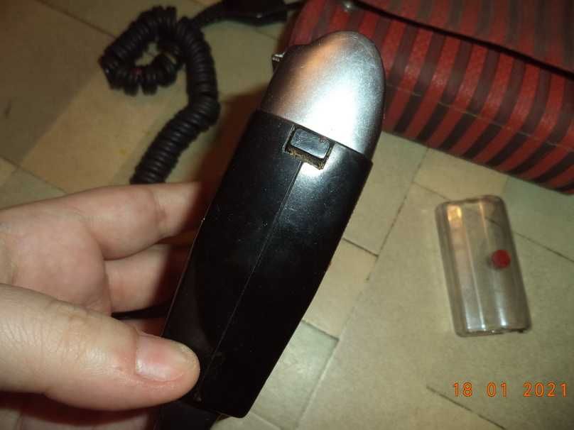 Электро бритва в рабочем состоянии