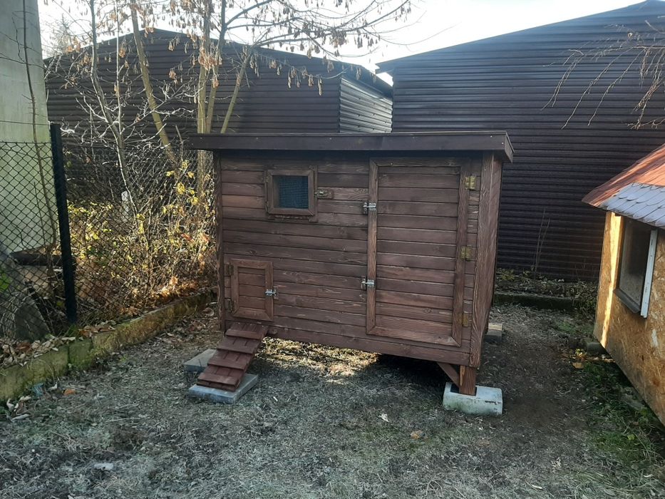 Kurnik dla kur drewniany