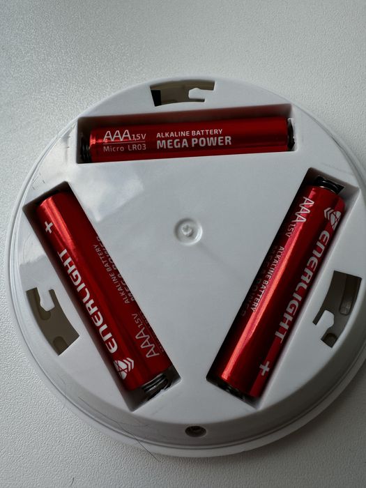 LED лампи на бтарейках