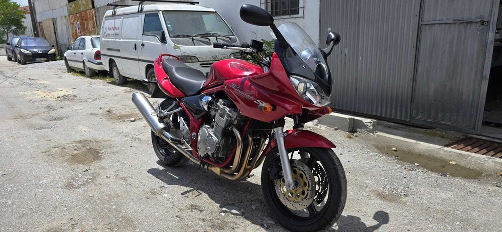 Suzuki bandit por apenas 3,750€