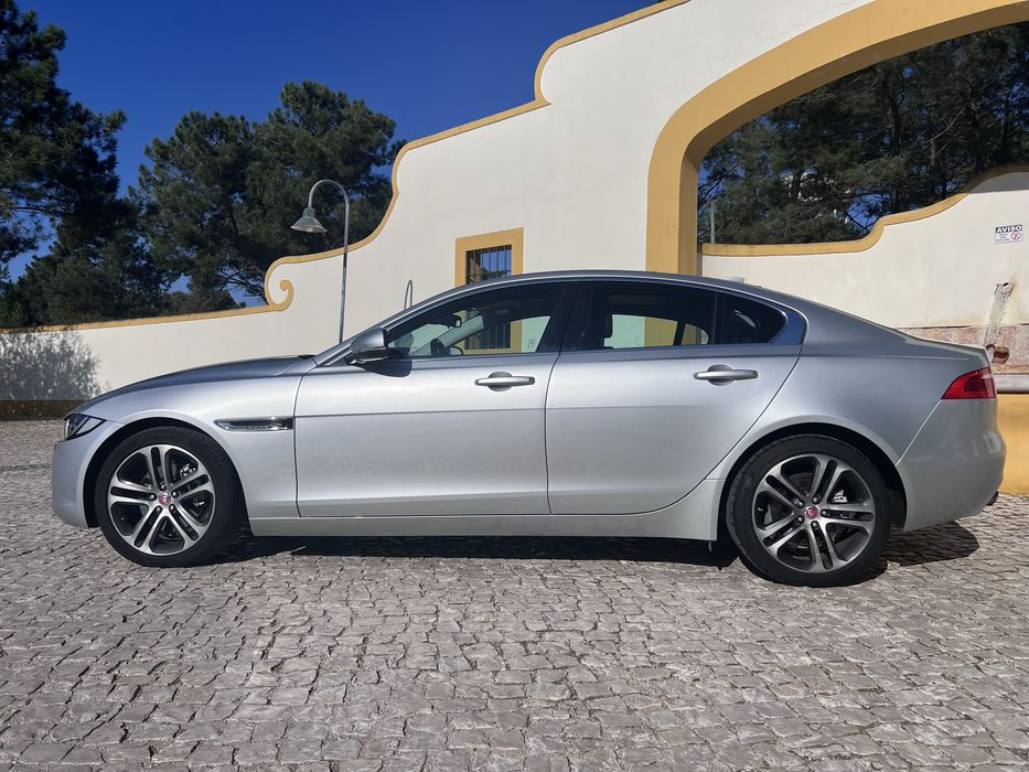 Jaguar XE 2.0 D R-Sport Aut — photo 2
