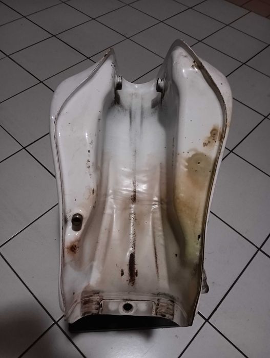 Yamaha DT 50 -- Deposito Gasolina