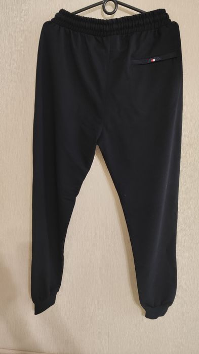 Спортивні штани для підлітка