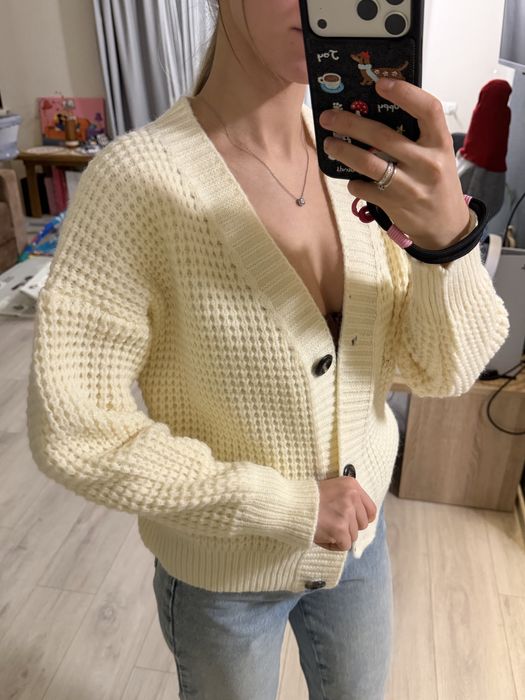 Молочний теплий вʼязаний  кардиган