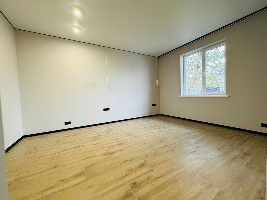 БЕЗ КОМІСІЇ, готовий будинок з новим РЕМНТОМ, заходь і живи