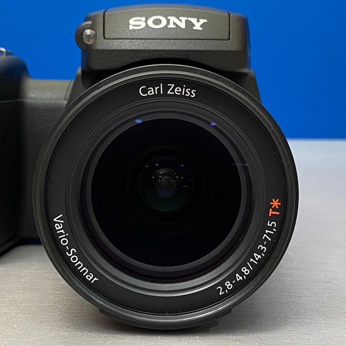Sony Cyber-Shot DSC-R1 (10.3MP)