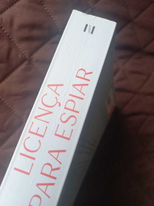 Licença para Espiar - Carmen Posadas