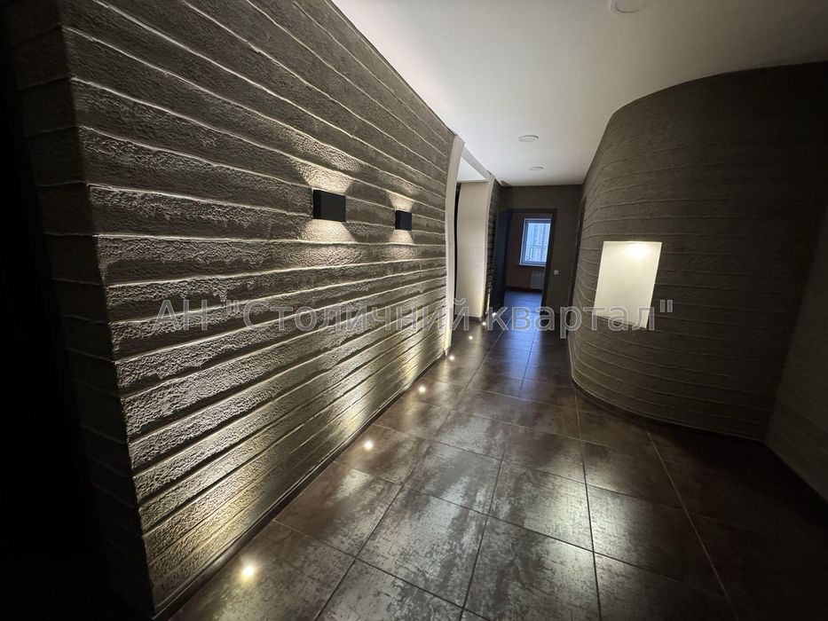 Позняки ЖК Діадема вулиця Срібнокільська 2а