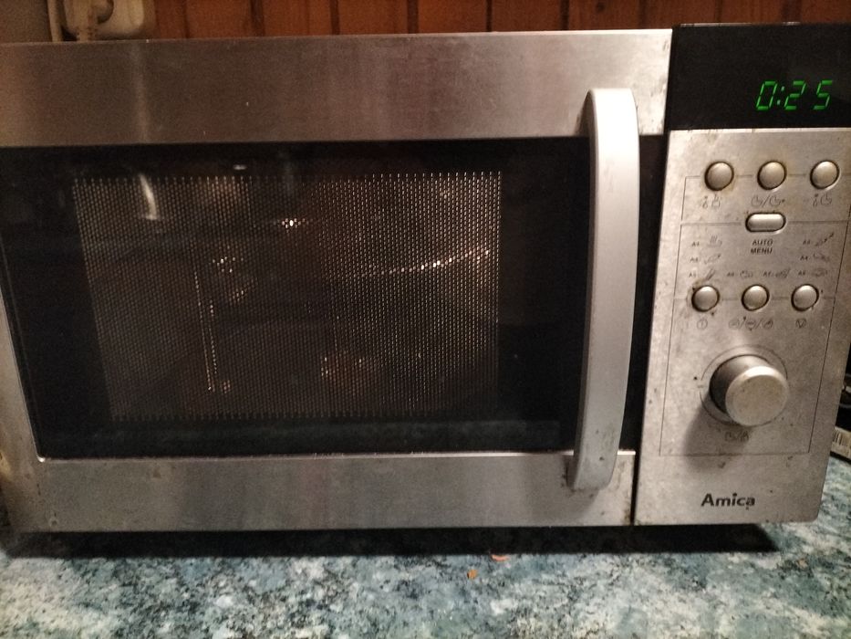 Mikrofala Amica.