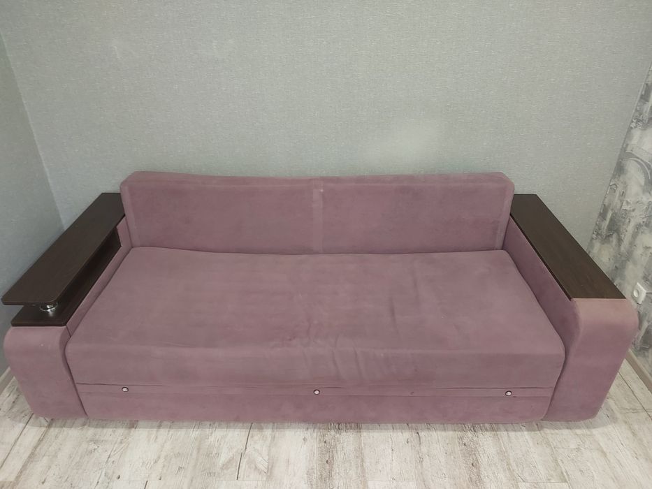 Продам диван мебель