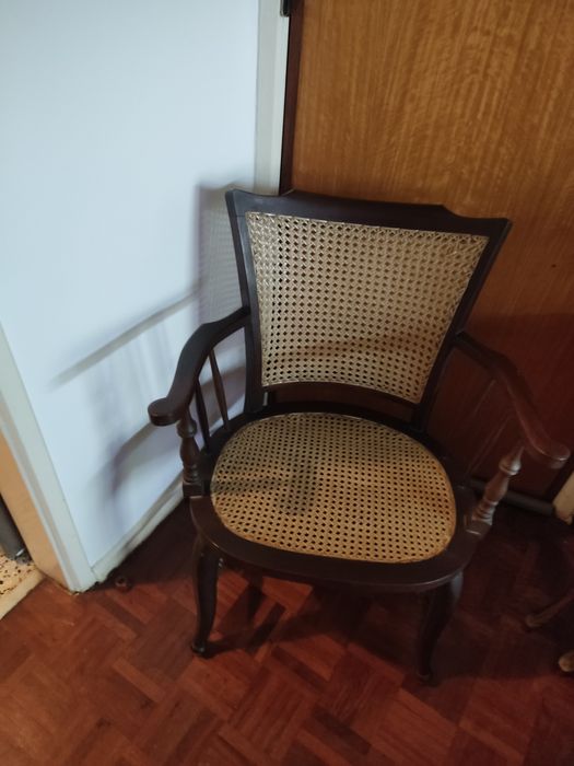 Cadeira de palhinha antiga
