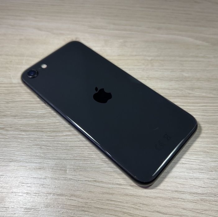 iPhone SE 2 - Czarny - Bezpośrednio - Wysyłka OLX Q