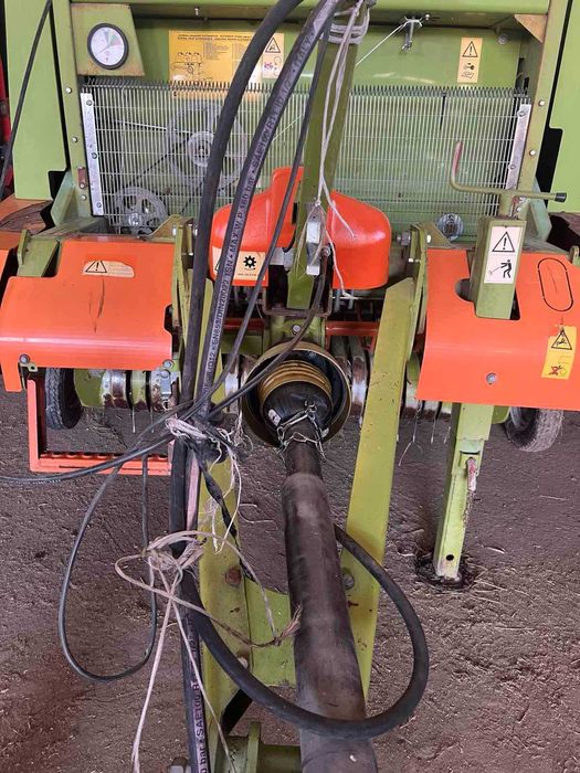 Продаж  Прес-Підбирач