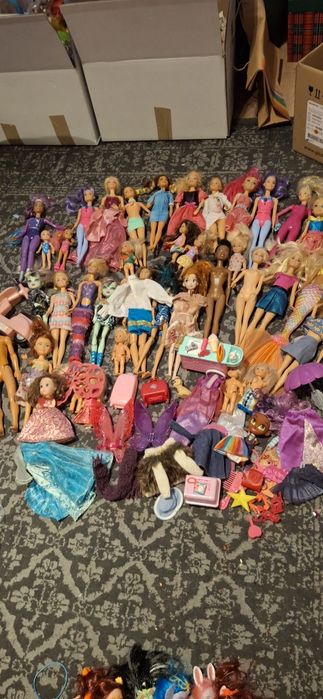 Lalki Barbie całość plus akcesoria