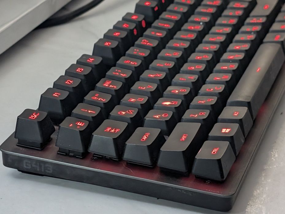 Logitech G413 Carbon mechanical keyboard