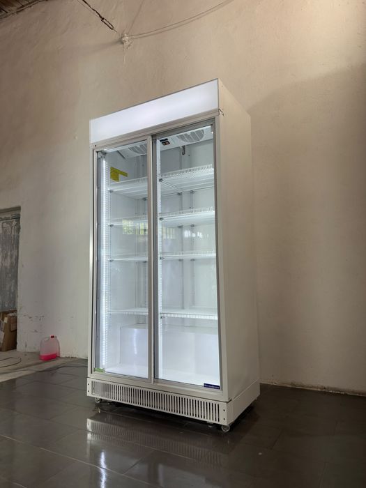 Duża witryna Chlodziarka 120 cm UBC 900 l . 2018 r