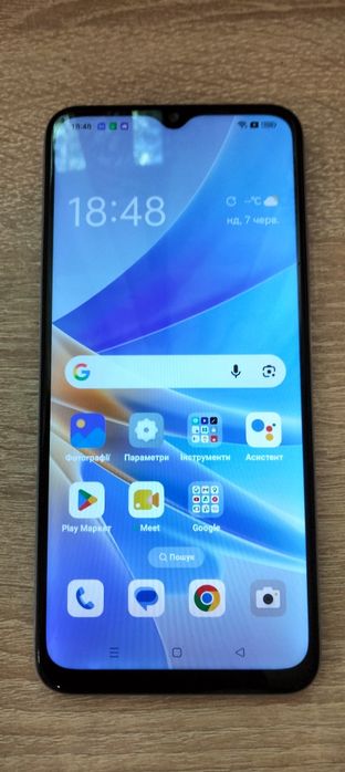 Телефон Oppo A 17