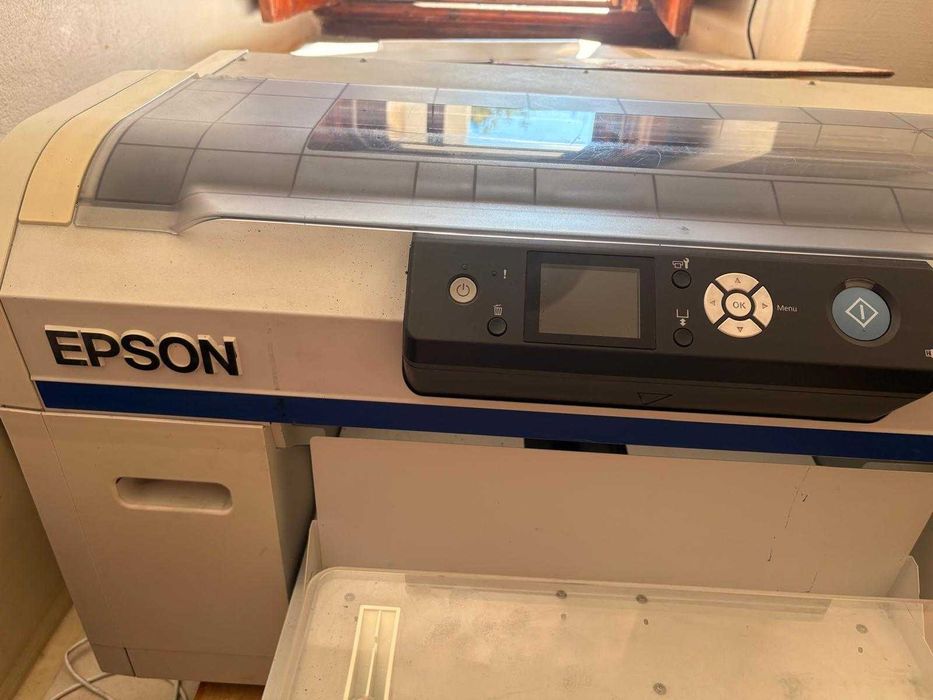 Epson SureColor SC-F2000 DTG - Cabeça Nova, Pronta a Trabalhar