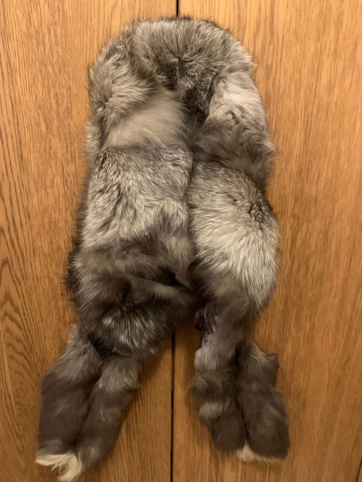 Estola de raposa argenté