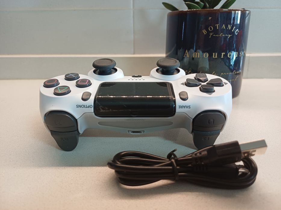 Comando PS4 sem fios NOVO