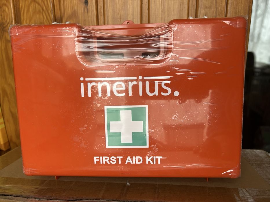 Укомплектована аптечка