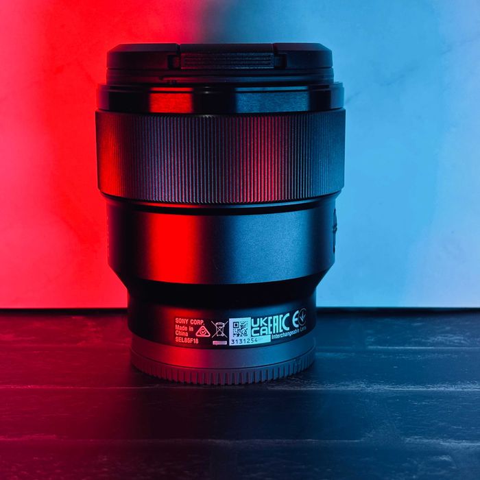 Sony FE 85mm f/1.8 - Ótimo Estado na Caixa Original