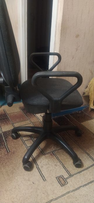 Кресло офисное, мягкое