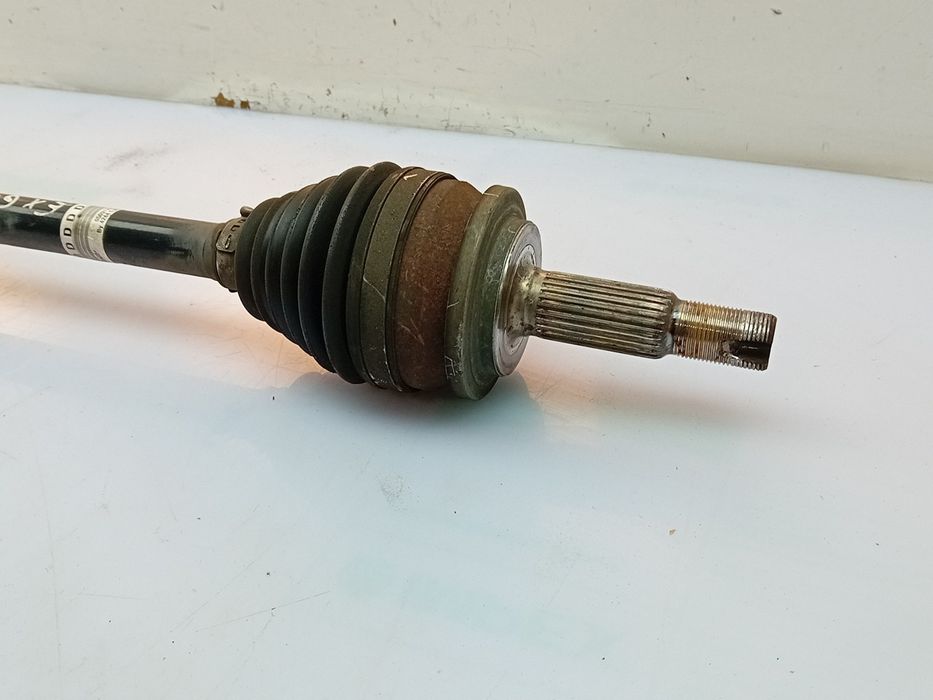 Transmissão frente esquerda TOYOTA Auris Hatchback (_E18_)