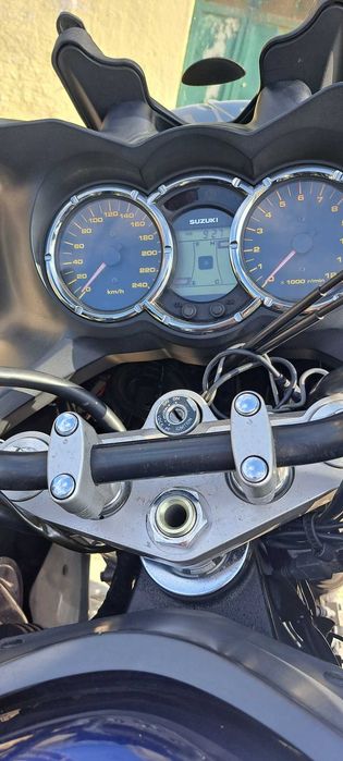 Suzuki Vstrom DL 1000