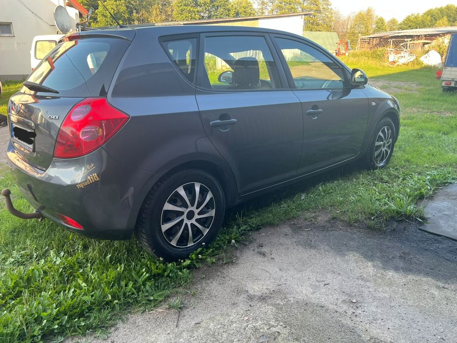 Kia ceed 1.6 diesel / hatchback