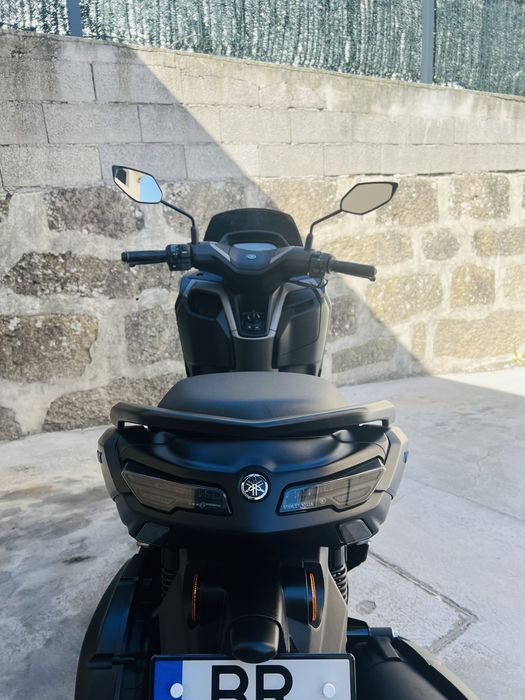 Yamaha Nmax 2025