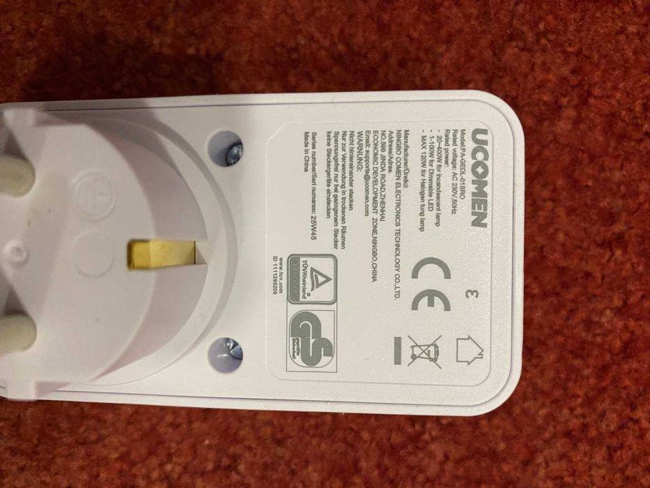 диммер в розетку Ucomen Dimmer PA-GED-01SRO 20–400W